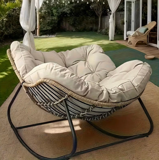 Cosy Lounge Chair